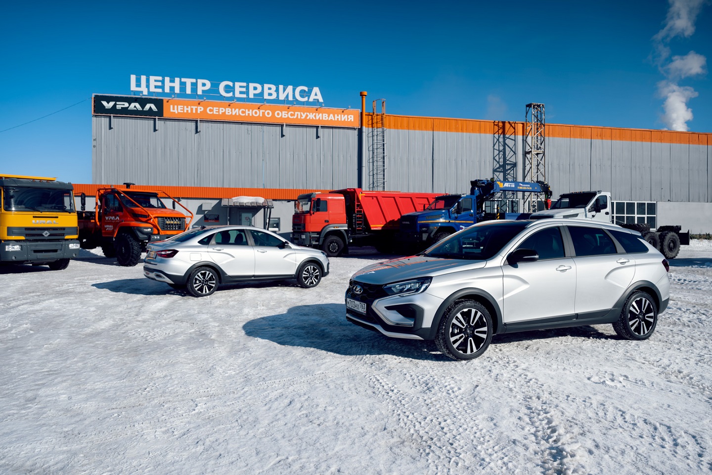 LADA NIVA Travel «в тёмном»: новая комплектация [BLACK] - Парус - дилер  LADA в г. Казань